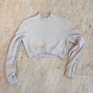 Nike Cropped Crew Neck Sweatshirt